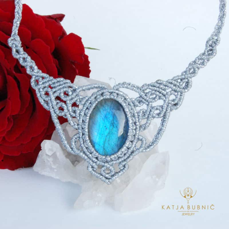 Unikatna makrame ogrlica z MODRIM LABRADORITOM - »Prodorna in modra« - slika 3