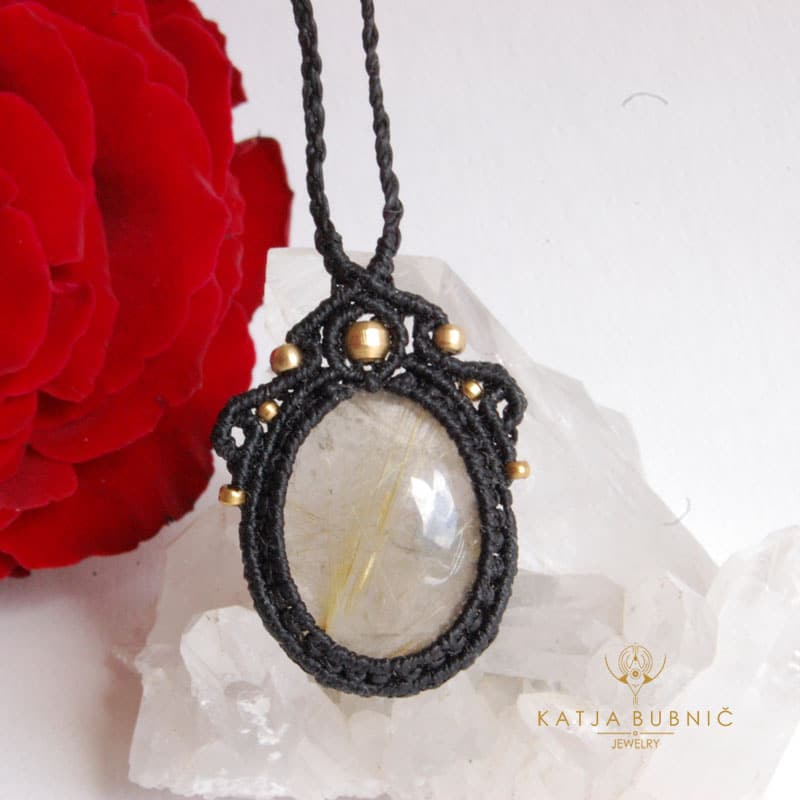 UNIKATNA makrame ogrlica z  RUTILNIM KREMENOM (kvarcem) »Obilje priteka k meni - slika 3