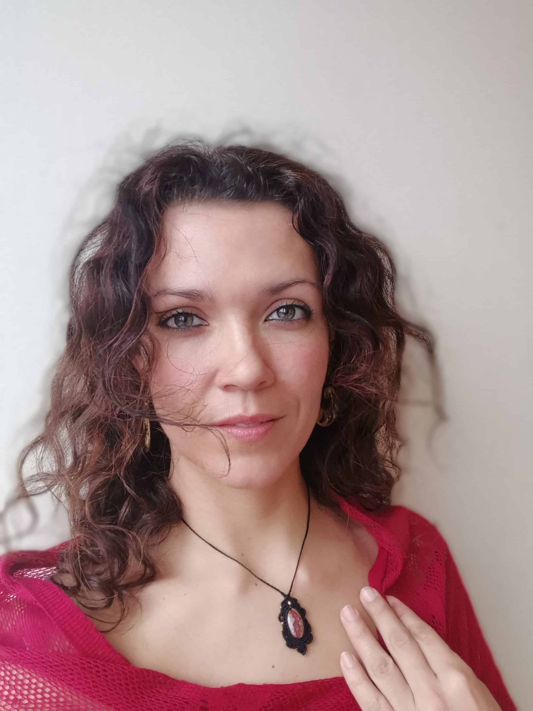 Unikatna makrame ogrlica  z OGNJENIM OPALOM: »Ognjena reka strasti prižiga žensko v meni« - slika 2