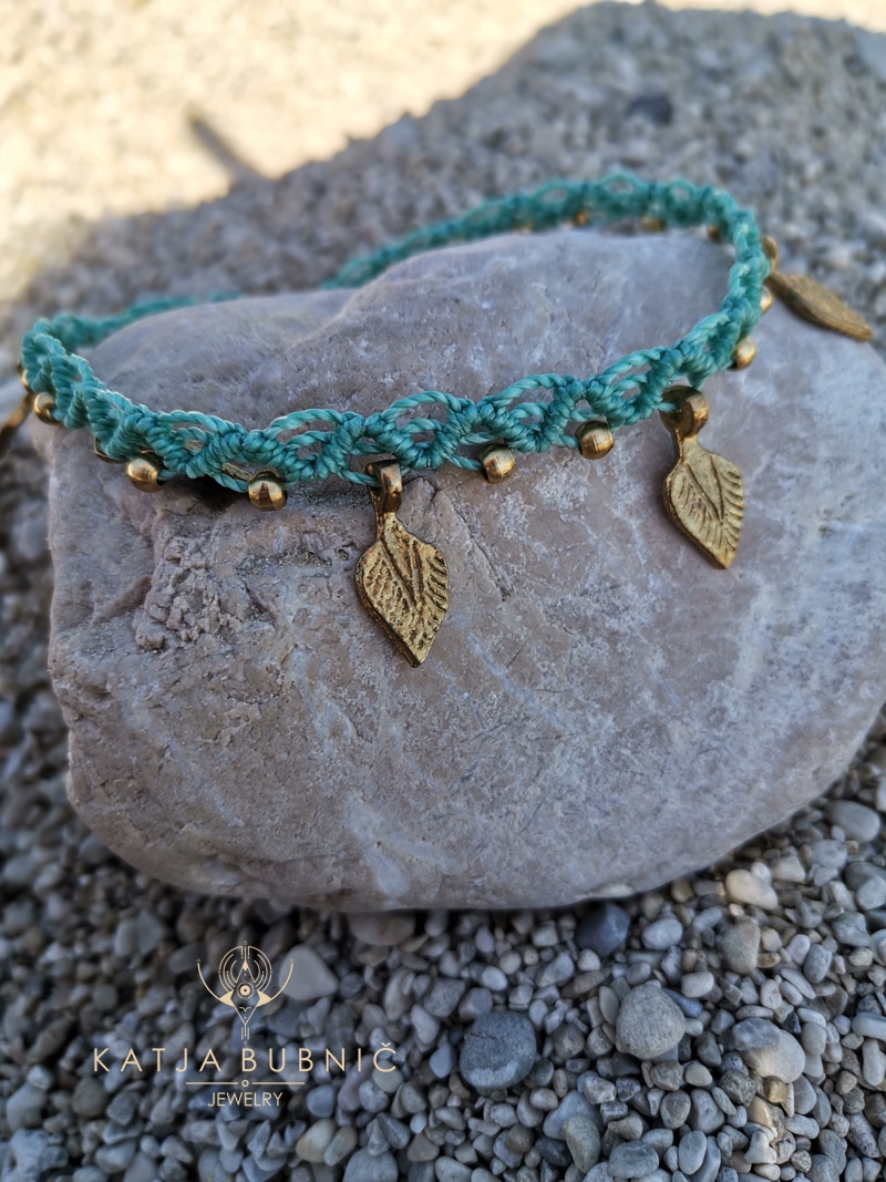 NAGLEŽNICA - Lahkotna - slika 3